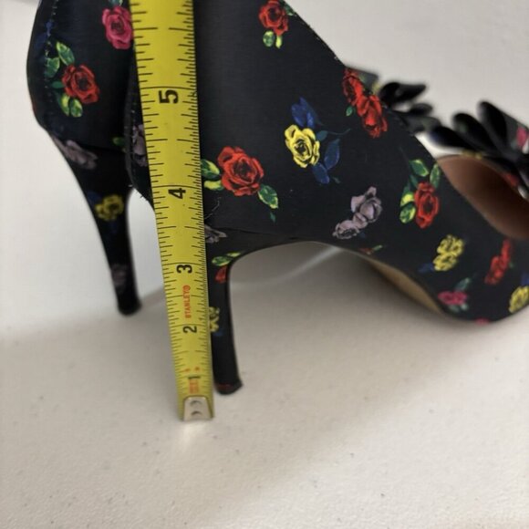 Betsey Johnson Bret Womens Classic Heel Pumps Slim Heel Black Floral Bow 8.5 Sz - Picture 6 of 8